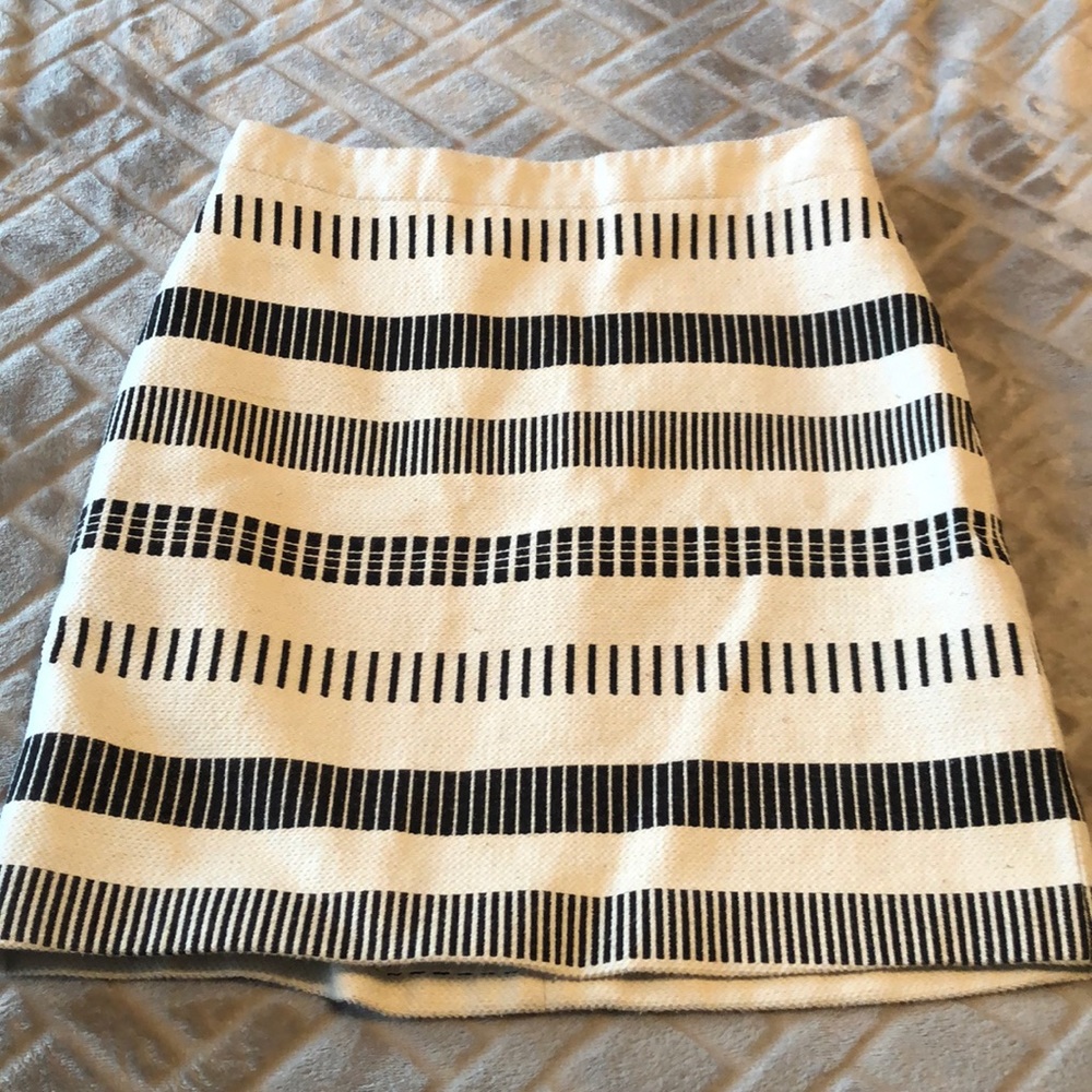 Zara cream and black skirt